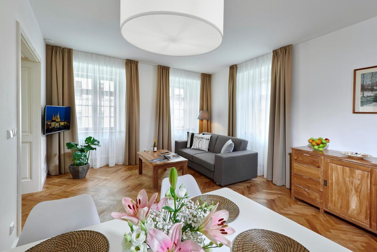Downtown Suites Mala Strana Prag Dış mekan fotoğraf